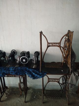 LOTE DE MAQUINAS DE COSER  ANTIGUAS REBAJADAS.