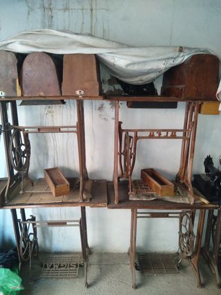 LOTE DE MAQUINAS DE COSER  ANTIGUAS REBAJADAS.