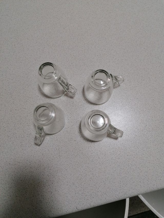 Set 4 tazzine in vetro 