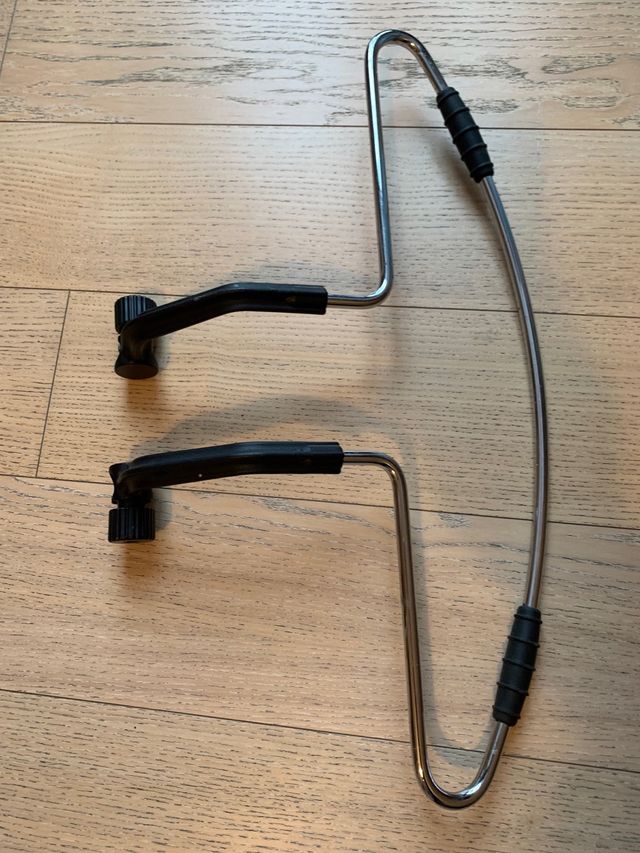 Appendi giacca per auto