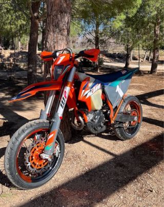Llantas supermotard