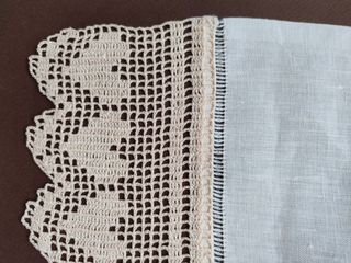 Asciugamani vintage ricamati a mano