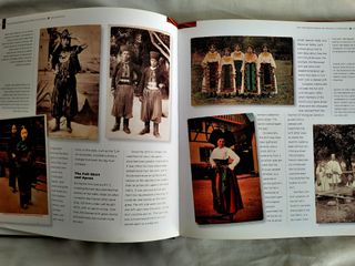 THE FOLKWEAR BOOK OF ETHNIC CLOTHING - PATRONES