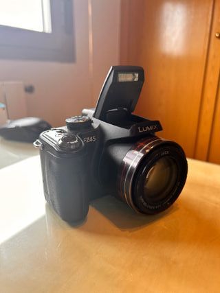 Cámara de fotos Lumix DMC-FZ45