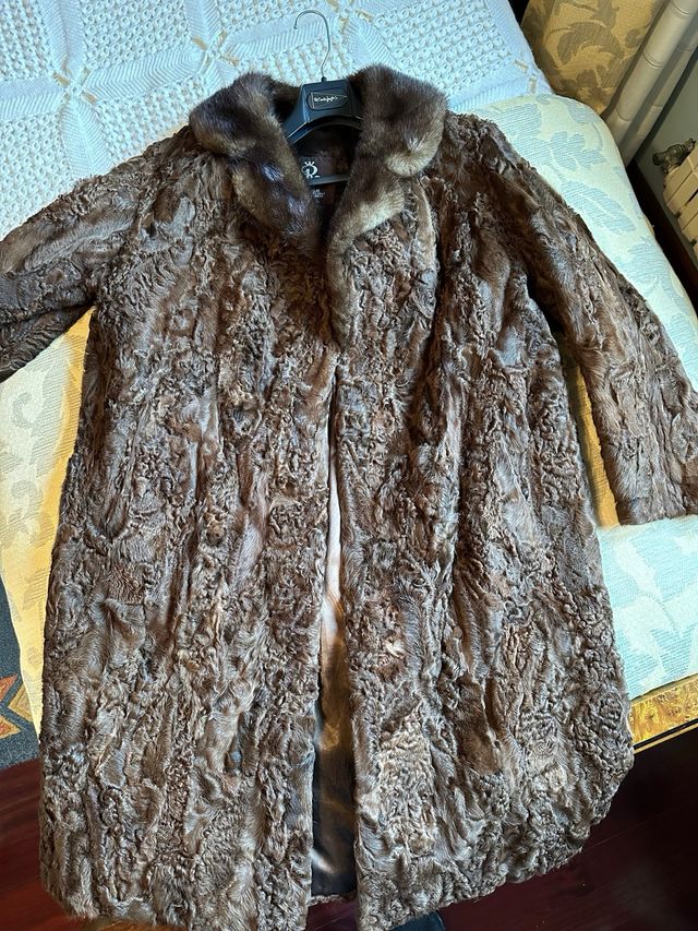 Abrigo de piel