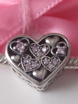 Charm corazón en plata de ley S 925.