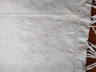 Antico lenzuolo misto lino ricamato a ma