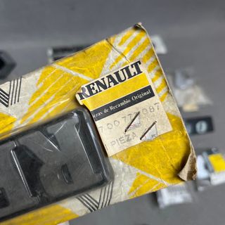 Emblemas antiguos renault