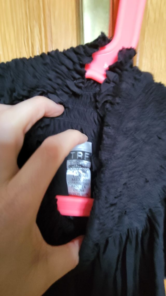 Camiseta sin mangas zara