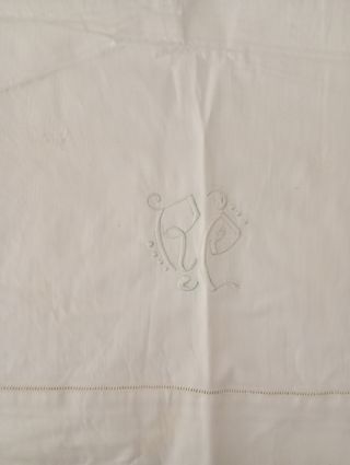 Juego de sábanas antiguas