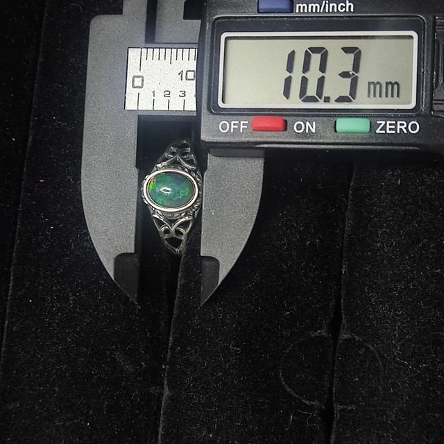 anillo de plata ópalo