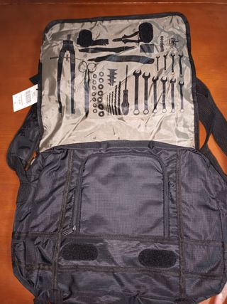 Bolso ordenador Bershka