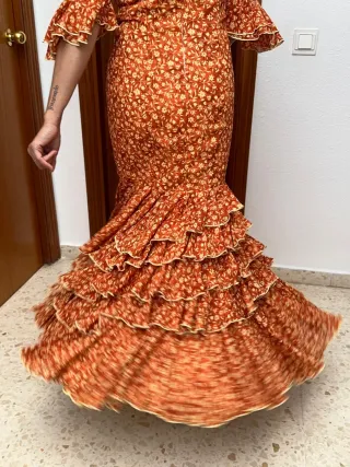Traje de flamenc.-