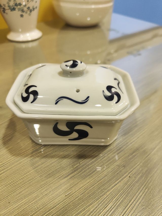 Bombonera pequeña celta