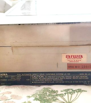 Tocadiscos Aiwa LX100H