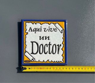 Azulejo médico doctor