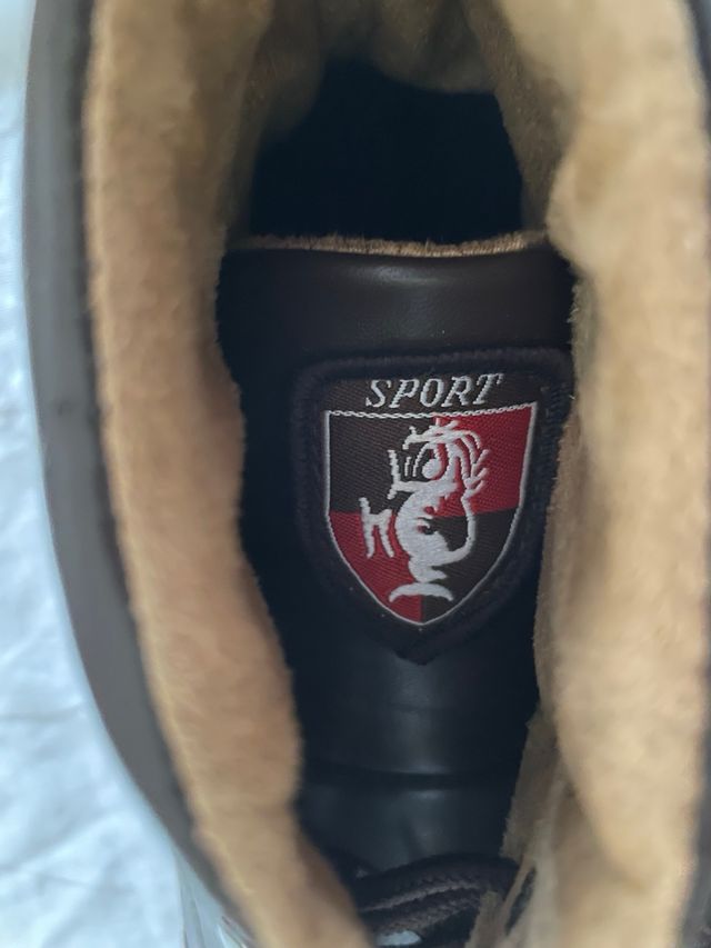 Scarponcini numero 43 “Ling & Di Sport”