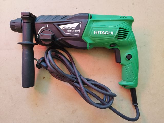 Taladro HITACHI DH24PG