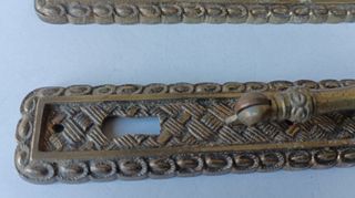 LOTTO DI 2 TIRATORI IN BRONZO, ANTICHI, R103.