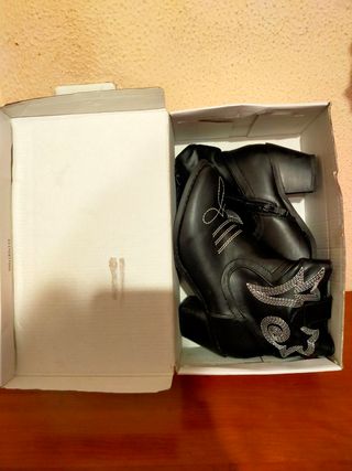 BOTINES CAMPEROS DE MODA 36
