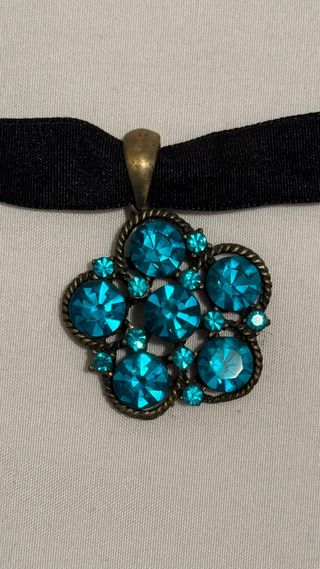 Conjunto collar y pendientes
