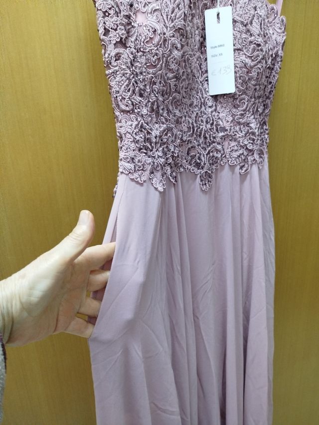 Abito da cerimonia con tasche 