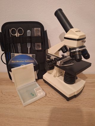 Microscopio Omegon