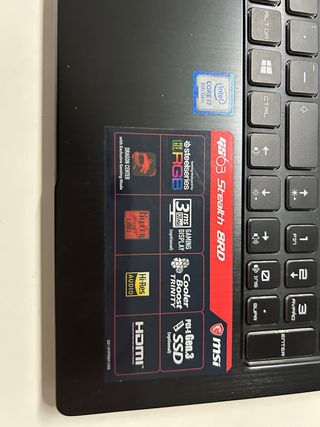 Portatil MSI GS63 Stealh 8RD 15.6”