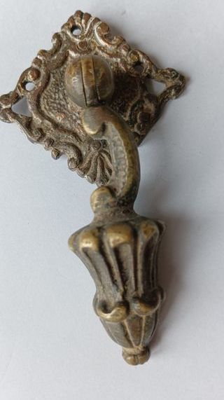 LOTTO DI 2 TIRATORI ANTICHI IN BRONZO, R130