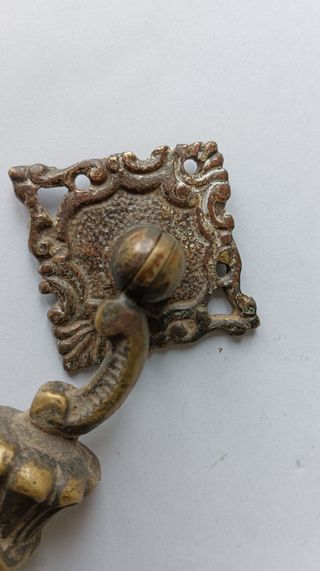 LOTTO DI 2 TIRATORI ANTICHI IN BRONZO, R130