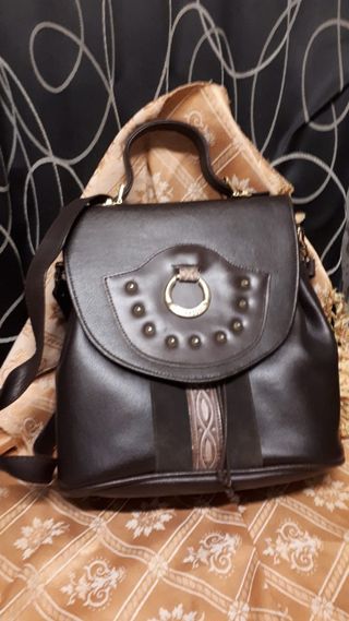 Bolso marrón bandolera