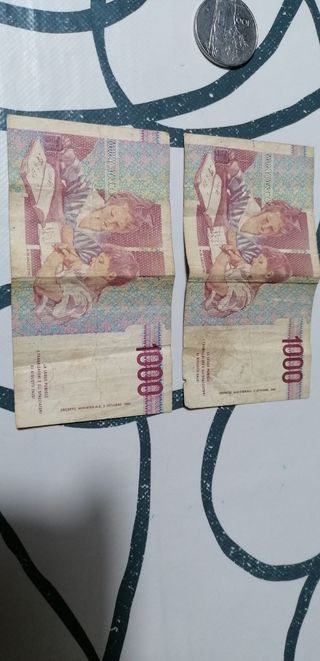Vecchie monete e banconote italiane