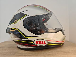 Casco de moto bell