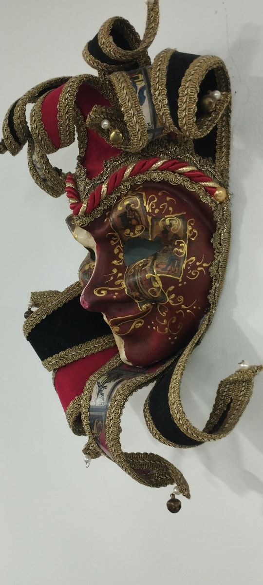 Máscara veneciana auténtica