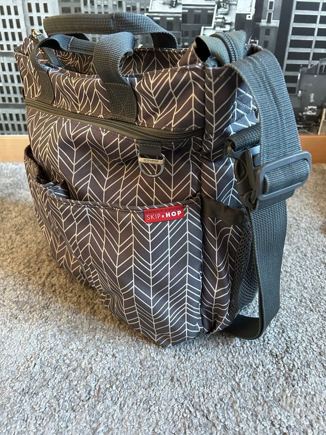 Bolso bebe Skip Hop