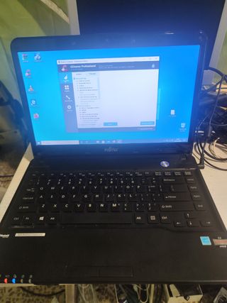 FUJITSU LIFEBOOK LH522 Windows10