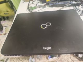 FUJITSU LIFEBOOK LH522 Windows10