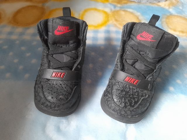 Sapatilhas Jordan de menino