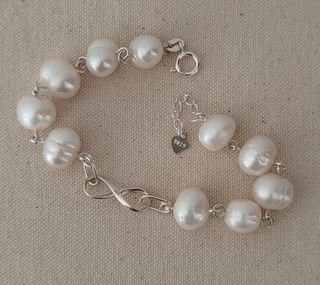Pulsera, plata ley y perlas 