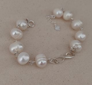 Pulsera, plata ley y perlas 