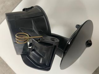 Sportellino benzina nero per mini cooper anno 2005