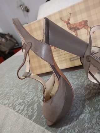Zapato sandalias de tacón
