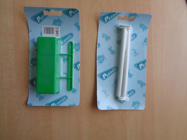 Comedero y palos para jaula pájaros Pedrós