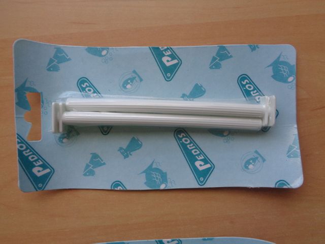 Comedero y palos para jaula pájaros Pedrós