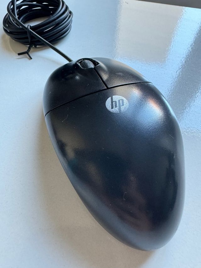 Raton HP negro cable usb optico