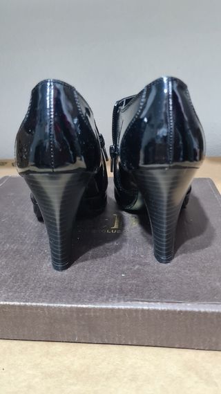 Botin negro 38