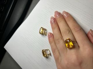 Conjunto anillo y pendientes oro 18K