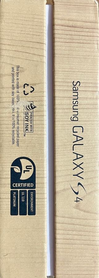 Caja  de Samsung Galaxy S4 Modelo 16 GB