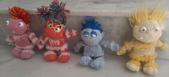 Muñecos peluches lunnis 11€ cada uno