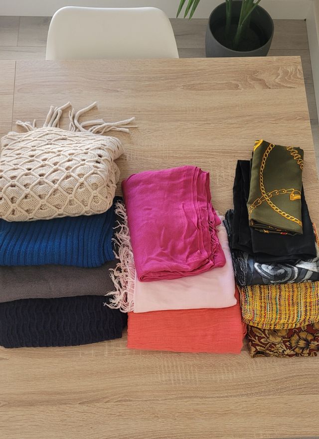 Lote pañuelos y bufandas